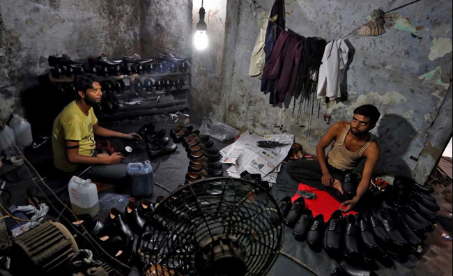 Footwear Industries in Bangladesh photo